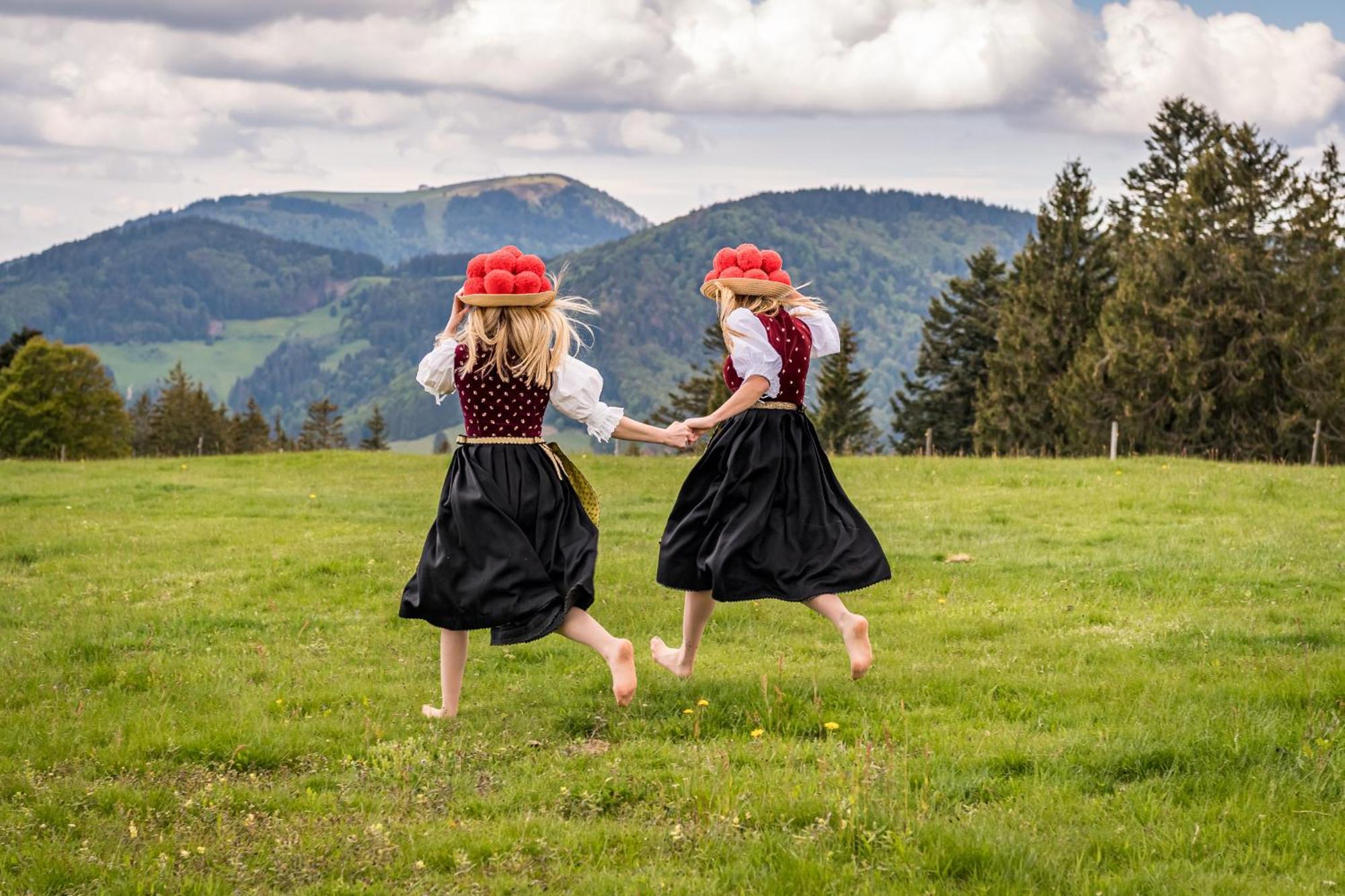 Kurhotel Schluchsee App 1511 - Schwarzwaldhirsch - Mit Innenpool Und Sauna, Schluchsee Eksteriør billede